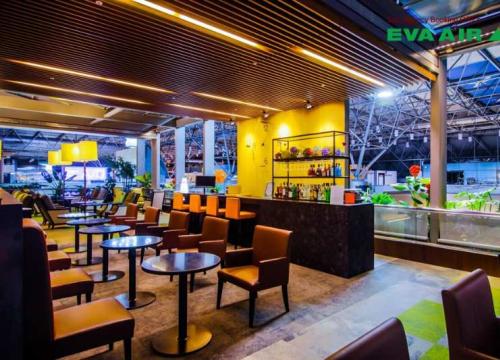 Phòng Chờ EVA Air: Không Gian VIP Sang Trọng Tại Sân Bay