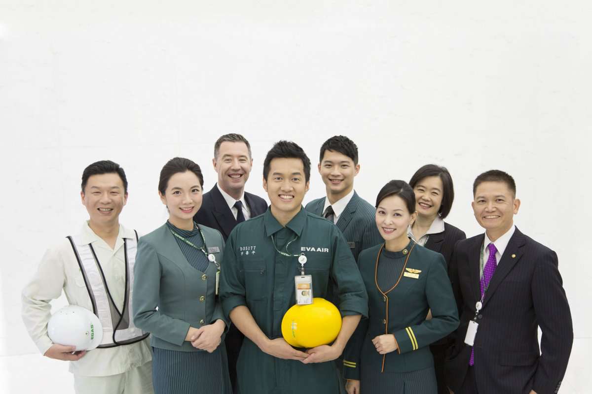 đại lý vé máy bay eva tại tphcm 2