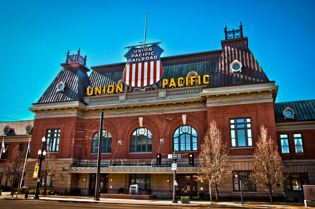 Vé Máy Bay Eva Air Đi Salt Lake City Chỉ 363 USD
