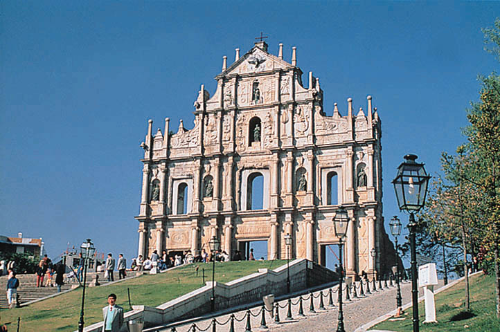 vé máy bay đi Macau 4
