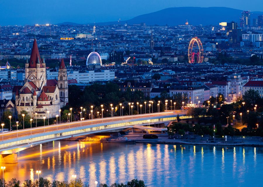 vé máy bay đi vienna 1