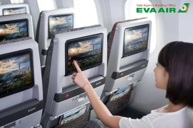 kho-phim-bom-tan-tren-may-bay-eva-air