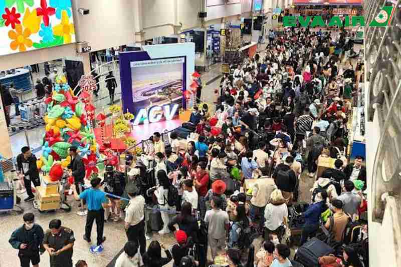 ve-may-bay-tet-tu-oklahoma-city-ve-viet-nam