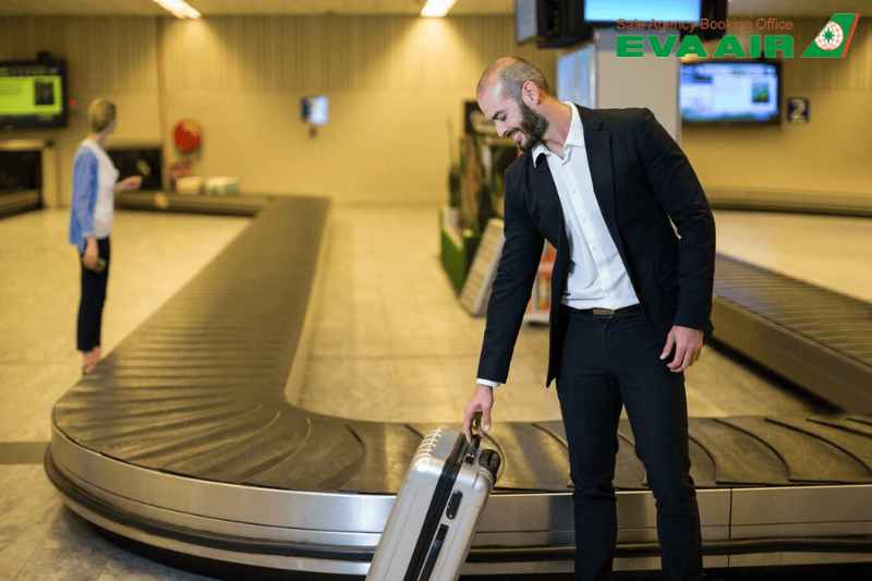 mua-them-hanh-ly-eva-air-di-amsterdam