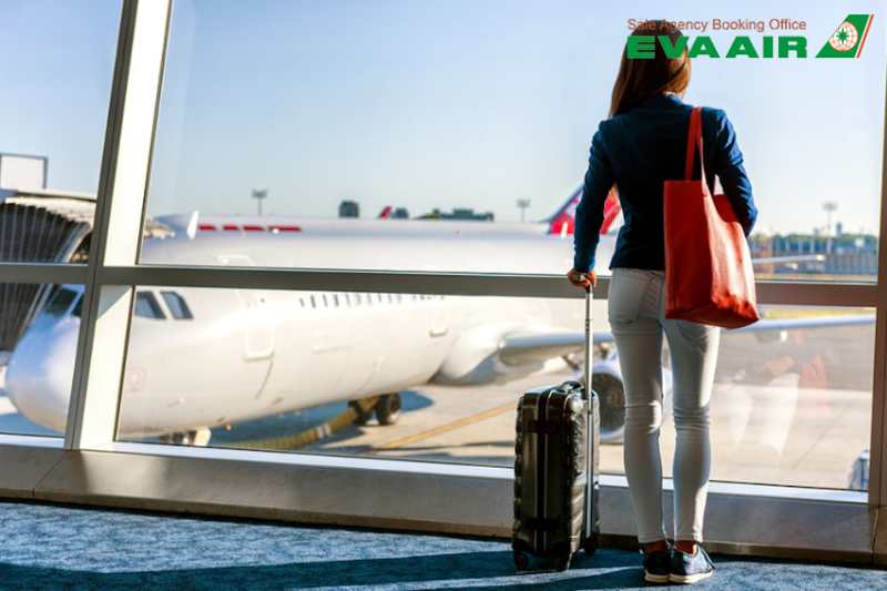 mua-them-hanh-ly-eva-air-di-halifax-canada