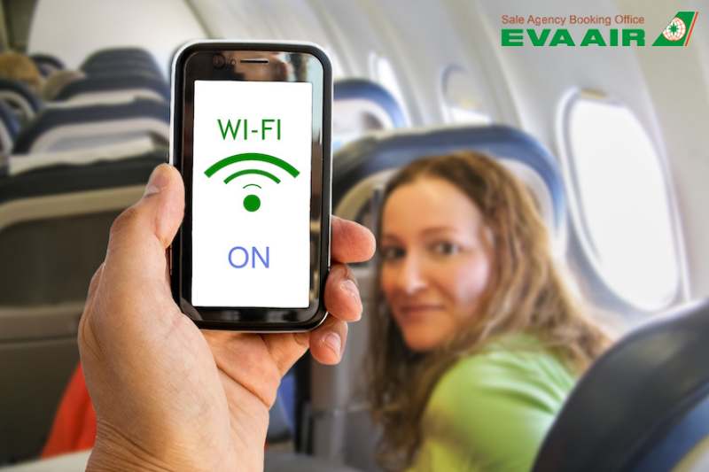 mua-wifi-tren-may-bay-eva-air