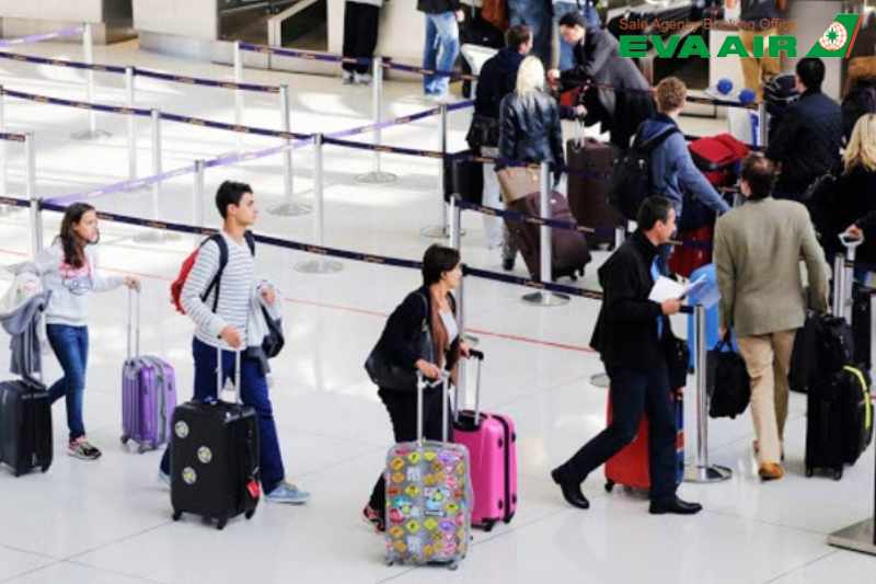 quay-ky-gui-hanh-ly-tu-phuc-vu-eva-air