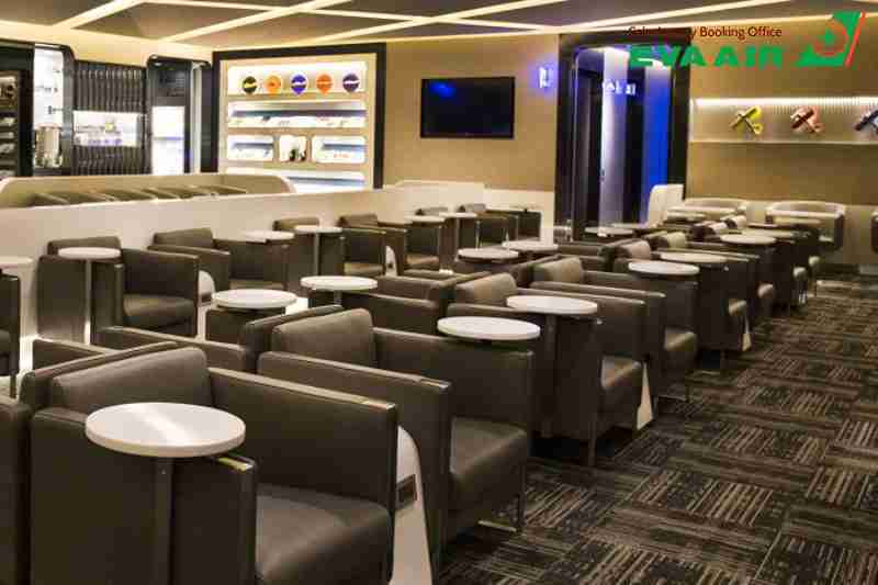 quyền lợi hội viên EVA Air khi bay cùng đối tác Star Alliance, quyền lợi khi bay cùng đối tác Star Alliance, tích lũy dặm thưởng liên minh Star Alliance, hội viên Infinity MileageLands, Star Alliance Gold Track, Diamond card EVA Air, Gold card EVA Air