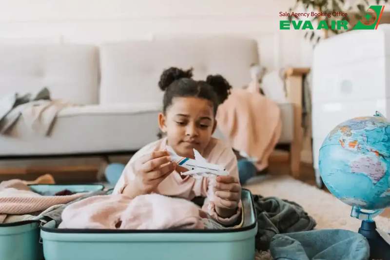 trẻ em đi máy bay một mình EVA Air, trẻ em bay một mình EVA Air, trẻ em không đi cùng người lớn EVA Air, trẻ em không có người lớn đi kèm EVA Air, quy định trẻ em đi máy bay một mình EVA Air, giấy tờ cho trẻ em đi một mình EVA Air