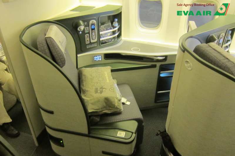 Nâng hạng vé EVA Air đi Thái Lan,nâng hạng ghế EVA Air đi Thái Lan, nâng cấp vé EVA Air đi Thái Lan, Nâng hạng EVA Air đi Thái Lan bằng dặm bay, upgrade vé EVA Air đi Thái Lan, Nâng hạng vé EVA Air đi Thái Lan bằng tiền, nâng hạng EVA Air đi Thái Lan 