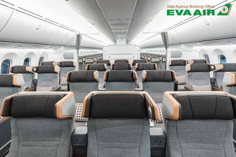 dat-ve-may-bay-di-utsunomiya-gia-re