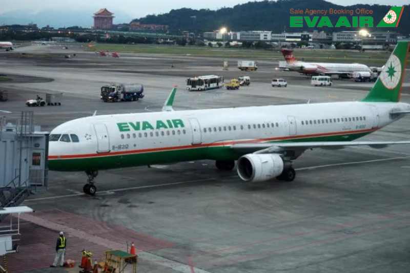 ve-may-bay-eva-air-di-shikoku