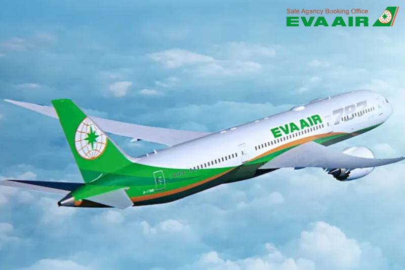 ve-may-bay-eva-air-di-yokosuka