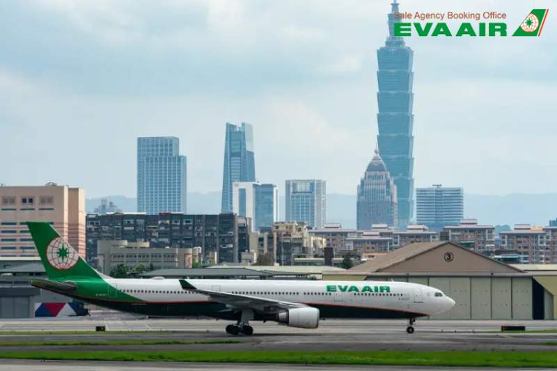 ve-may-bay-eva-air-di-seattle-gia-re