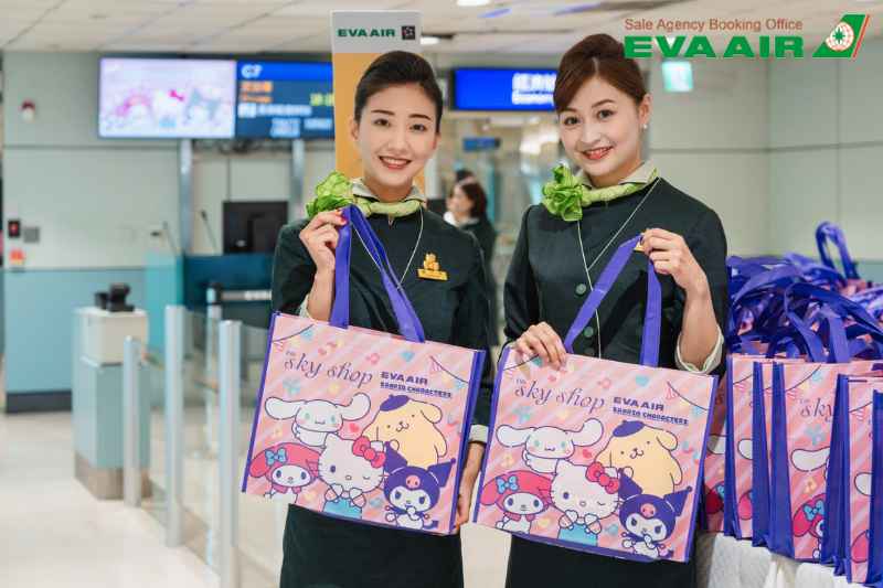 dac-quyen-tren-chuyen-bay-hello-kitty-eva-air