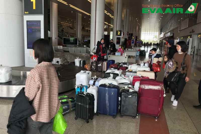 quay-ky-gui-hanh-ly-tu-phuc-vu-eva-air