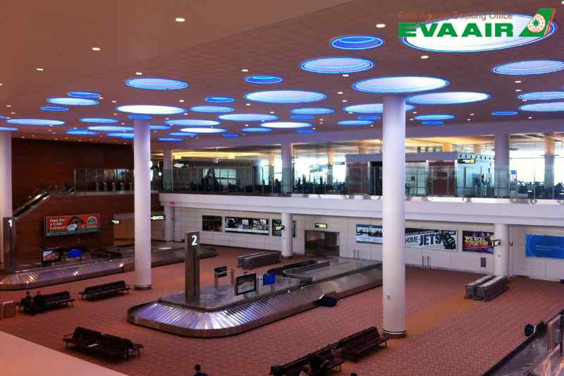 ve-may-bay-tet-tu-winnipeg-ve-viet-nam