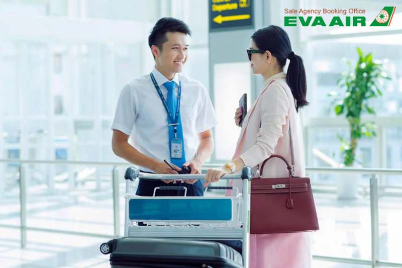 phi-mua-them-hanh-ly-eva-air-tai-san-bay