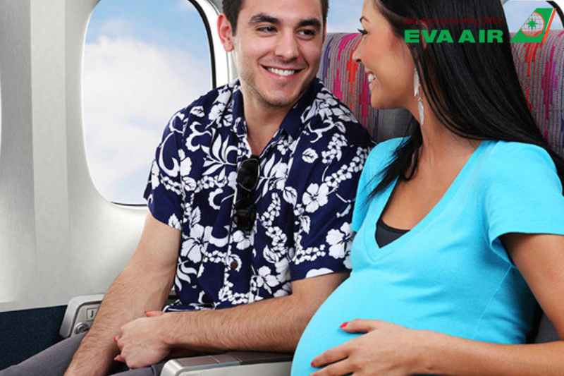 quy định bà bầu EVA Air, giấy tờ cho bà bầu bay EVA Air, thủ tục bà bầu EVA Air, mẹ bầu đi máy bay EVA Air, dịch vụ hỗ trợ bà bầu EVA Air, bà bầu đi máy bay EVA Air, phụ nữ mang thai EVA Air