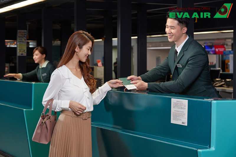 hạng vé Royal Laurel EVA Air, Royal Laurel Class EVA Air, hạng thương gia EVA Air, Hạng thương gia Royal Laurel EVA Air, Quyền lợi độc quyền Royal Laurel EVA Air, Tiện nghi cao cấp Royal Laurel EVA Air, Giá vé Royal Laurel EVA Air