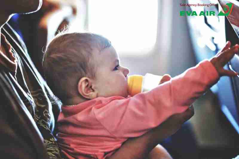 nâng hạng vé trẻ em EVA Air, dịch vụ nâng hạng trẻ em EVA Air, Nâng hạng vé trẻ em EVA Air được không, nâng hạng ghế EVA Air cho trẻ em, phí nâng hạng vé trẻ em EVA Air,  hướng dẫn nâng hạng vé trẻ em EVA Air, nâng cấp vé trẻ em EVA Air