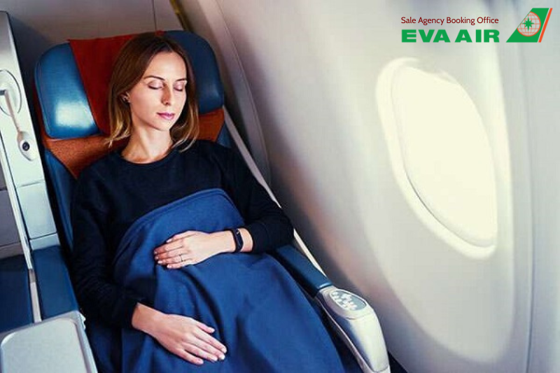 quy định bà bầu EVA Air, giấy tờ cho bà bầu bay EVA Air, thủ tục bà bầu EVA Air, mẹ bầu đi máy bay EVA Air, dịch vụ hỗ trợ bà bầu EVA Air, bà bầu đi máy bay EVA Air, phụ nữ mang thai EVA Air