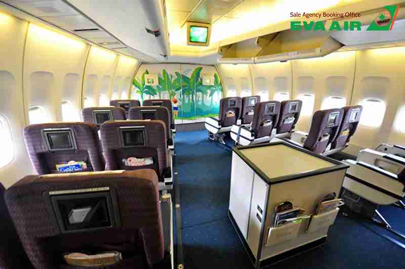 chọn ghế miễn phí trên EVA Air,hạng vé EVA Air được chọn ghế miễn phí, Preferred Seat miễn phí EVA Air,  ghế miễn phí tiêu chuẩn EVA Air, Ghế ưu tiên EVA Air, Ghế rộng chân EVA Air, Ghế cạnh cửa thoát hiểm EVA Air, Quyền lợi chọn ghế miễn phí EVA Air