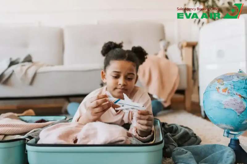 Quy định trẻ sơ sinh và trẻ nhỏ đi máy bay EVA Air, trẻ em đi máy bay EVA Air, Quy định trẻ em đi máy bay EVA Air, Trẻ em đi máy bay một mình EVA Air, em bé đi máy bay EVA Air, Quy định trẻ sơ sinh đi máy bay EVA Air