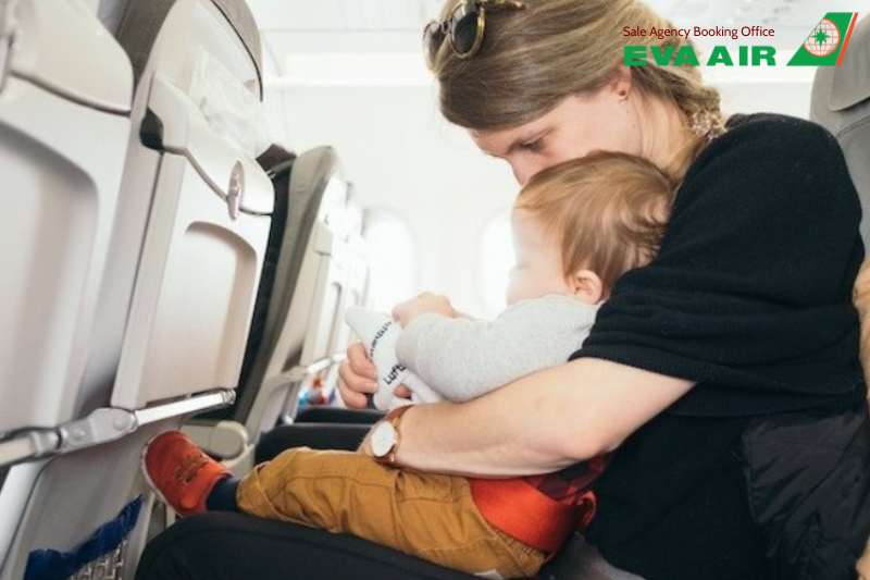 thủ tục trẻ em đi máy bay EVA Air, Giấy tờ trẻ nhỏ đi máy bay EVA Air, thủ tục trẻ em EVA Air,  thủ tục trẻ em quốc tế EVA Air, thủ tục trẻ nhỏ đi máy bay EVA Air, Thủ tục checkin trẻ em EVA Air,  thủ tục em bé đi máy bay EVA Air