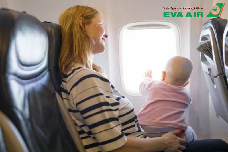 Trẻ em dưới 2 tuổi đi máy bay EVA Air, em bé đi máy bay EVA Air, trẻ sơ sinh đi máy bay EVA Air, Giấy tờ trẻ dưới 2 tuổi đi máy bay EVA Air, Quy định trẻ em dưới 2 tuổi đi máy bay EVA Air, trẻ sơ sinh bay quốc tế EVA Air, vé máy bay trẻ dưới 2 tuổi EVA Air