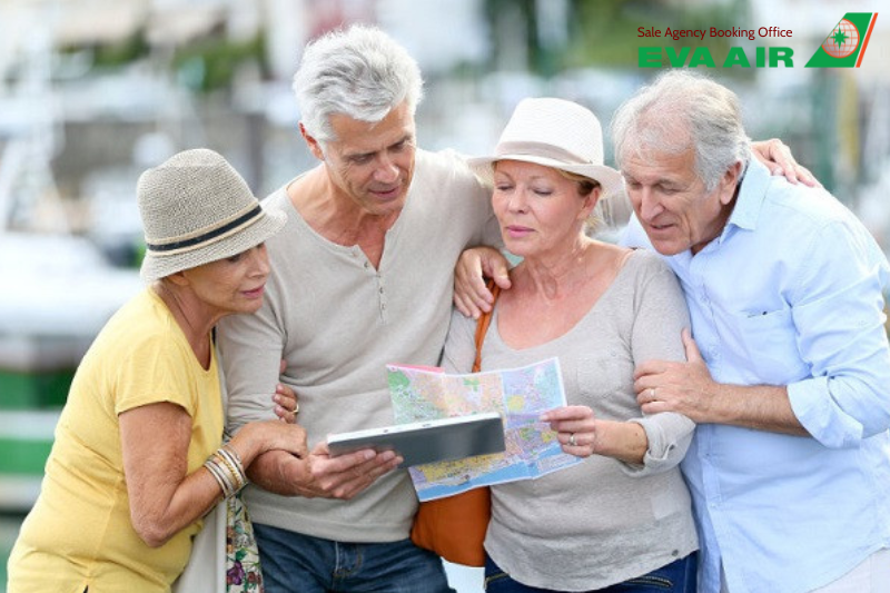 người cao tuổi đi máy bay eva air, quy định người cao tuổi eva air, giấy tờ cho người cao tuổi bay eva air, thủ tục người cao tuổi đi máy bay eva air, dịch vụ hỗ trợ người cao tuổi eva air, người già đi máy bay eva air, bệnh lý người già không nên đi máy