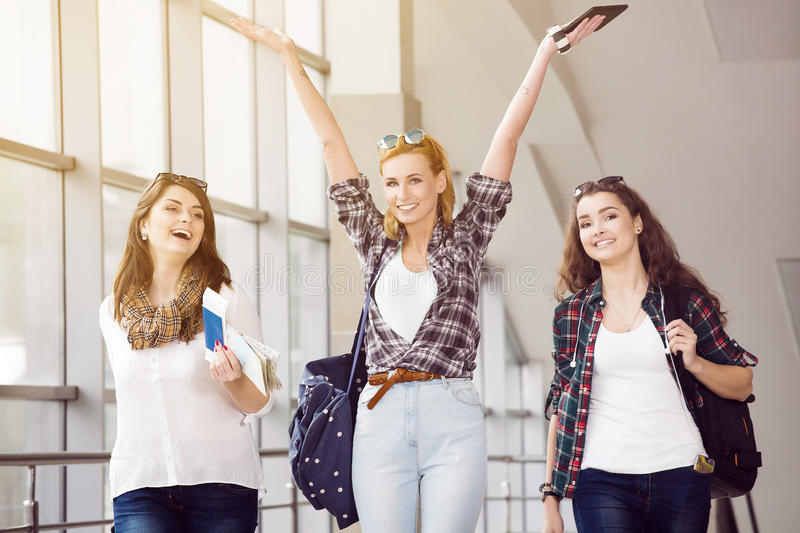 Vé máy bay khứ hồi đi Mỹ giá rẻ