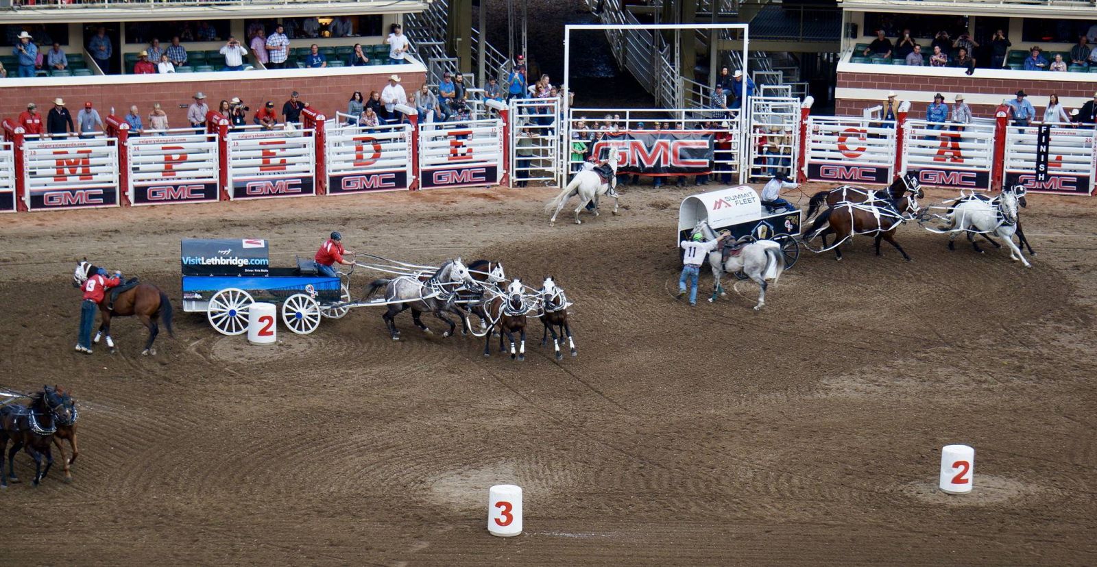 vé máy bay đi Calgary 2019 giá rẻ