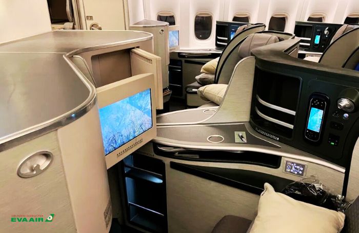 Hạng thương gia EVA Air
