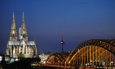 Vé máy bay EVA Air giá rẻ đi Cologne - Đức