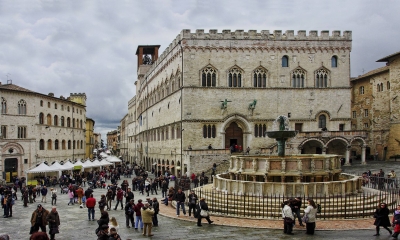 Vé máy bay EVA Air giá rẻ đi Perugia – Ý