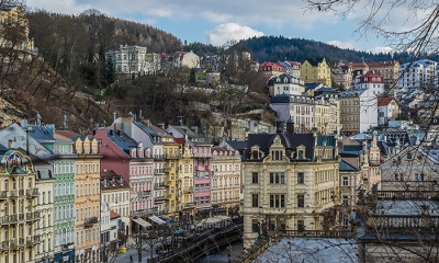 Vé máy bay giá rẻ đi Karlovy Vary hãng EVA Air